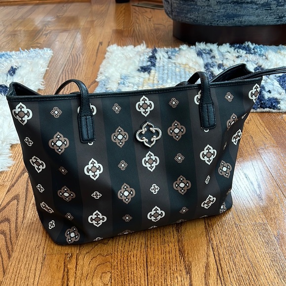 Brighton bag in good condition, spacious, well designed. Has some sighs of wear. - Picture 1 of 7